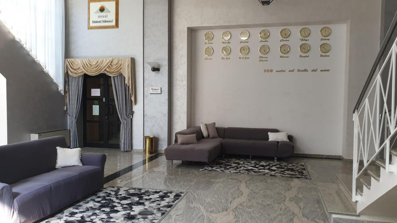 Decollatura Palahotel Vallenoce מראה חיצוני תמונה