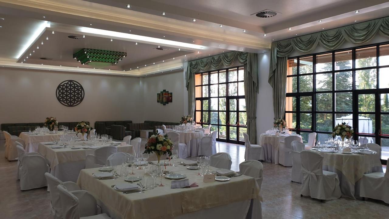 Decollatura Palahotel Vallenoce מראה חיצוני תמונה