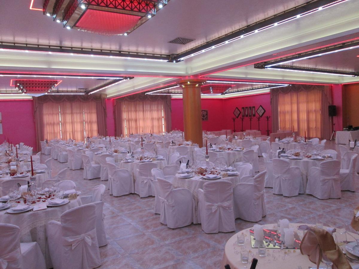 Decollatura Palahotel Vallenoce מראה חיצוני תמונה